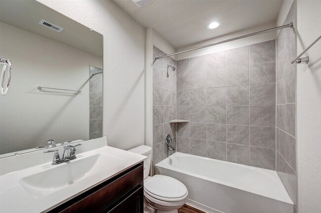 Building Photo - 1710 Goose Island Ln