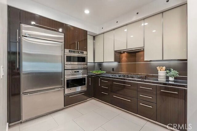 Building Photo - 1318 S Roxbury Dr