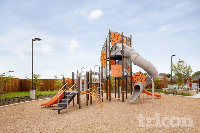 Building Photo - 205 Hucknall Ct