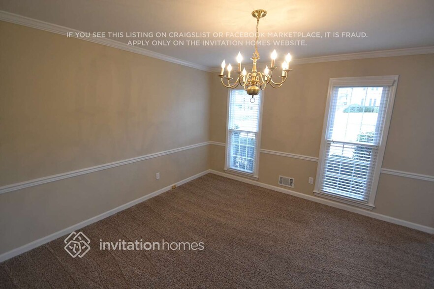 Building Photo - 1620 Brentwood Crossing SE