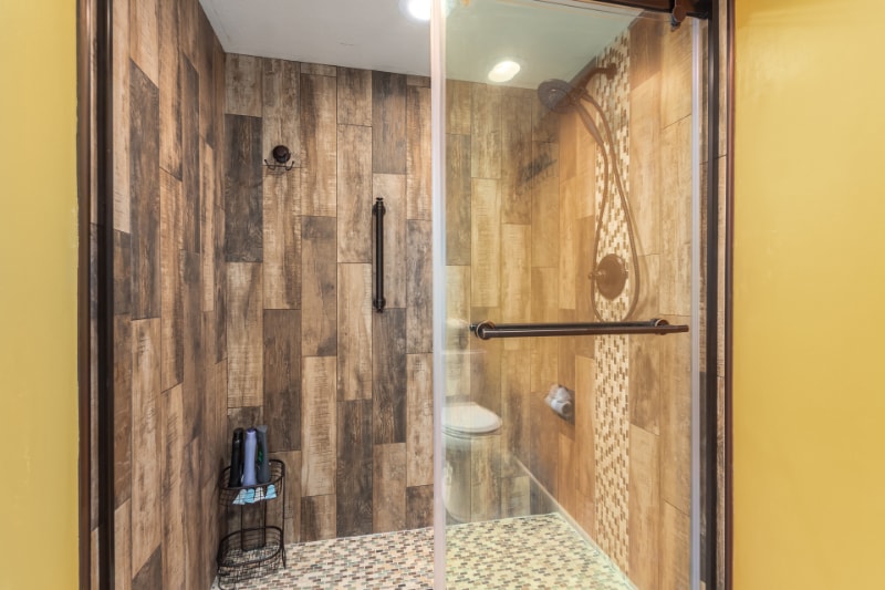 Building Photo - 25609 Forest Rd