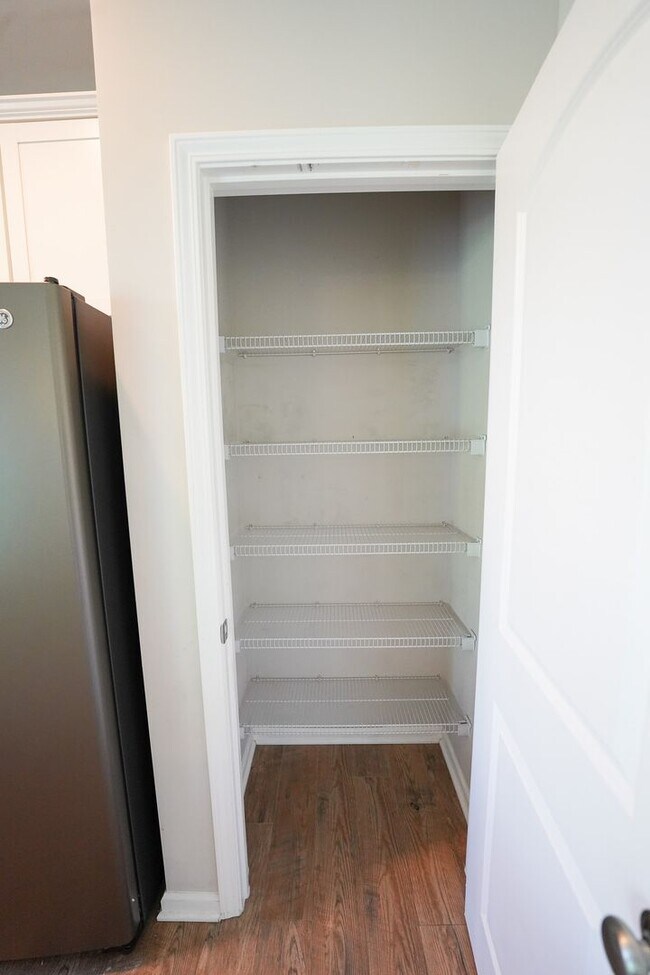 Building Photo - Coming Available!