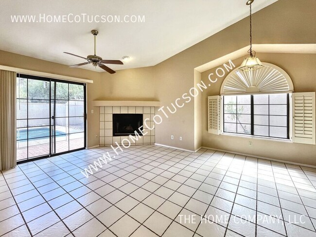 Building Photo - 1551 E Sonoran Desert Dr