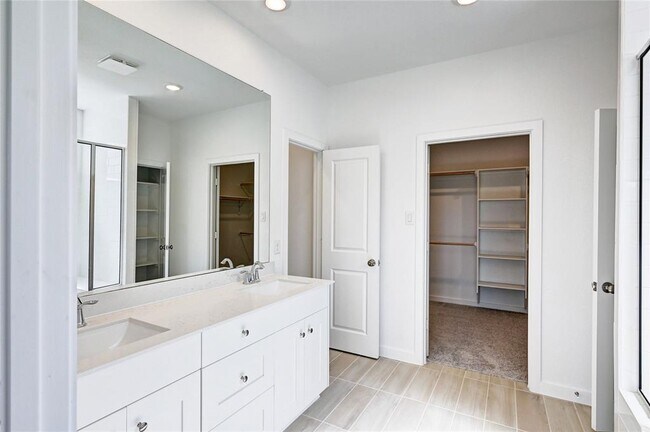 Building Photo - 26923 Zebra Grass Dr