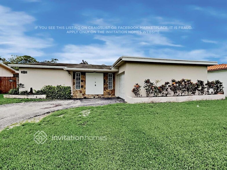 Primary Photo - 10270 NW 24th St