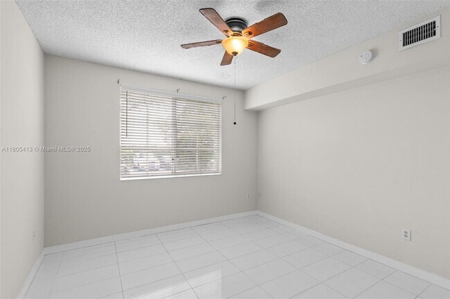 Building Photo - 2351 W Preserve Way