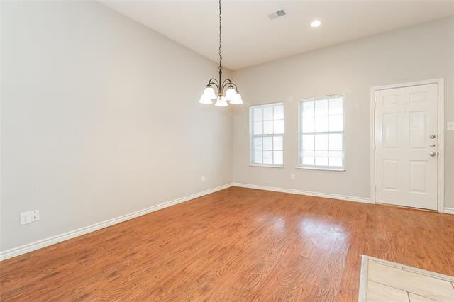Building Photo - 623 Green Mound Dr