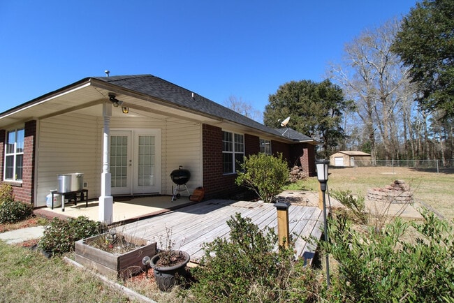 Building Photo - 1835 Lirope Way