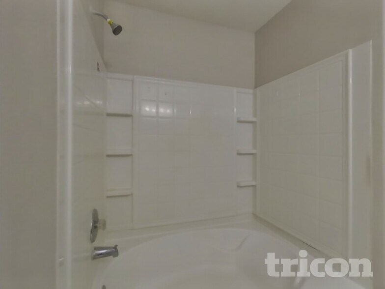 Building Photo - 614 Harpswell Ln