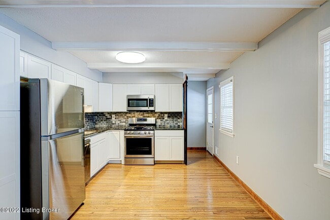 Building Photo - Dellwood Dr.