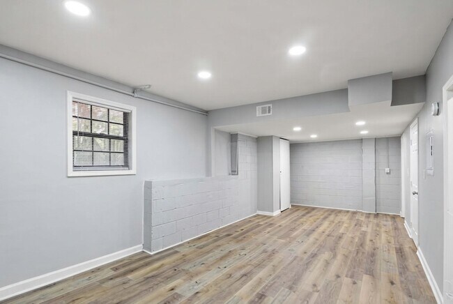 Building Photo - 338 Bradley Woods Ct NW