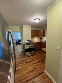 Building Photo - 30 Chase St