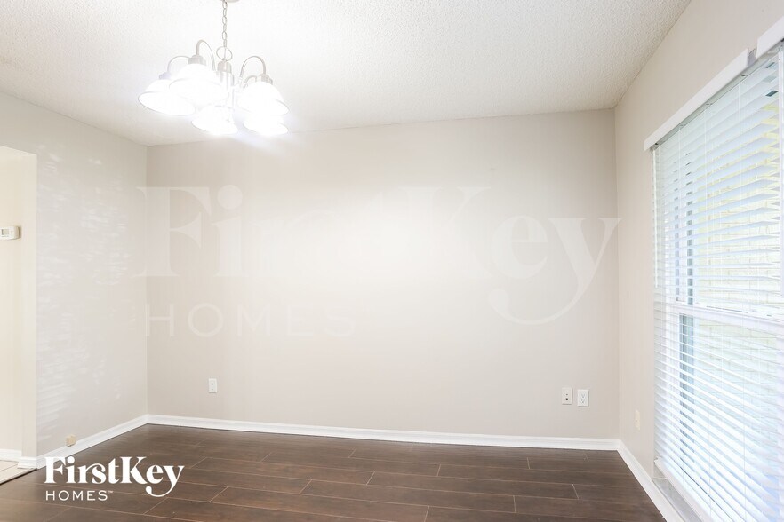 Building Photo - 4729 Windflower Cir