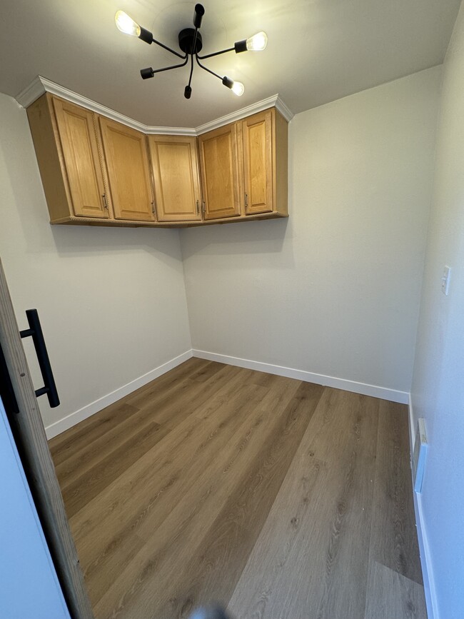 3rd room- office, play room, closet - 2844 E 3rd St