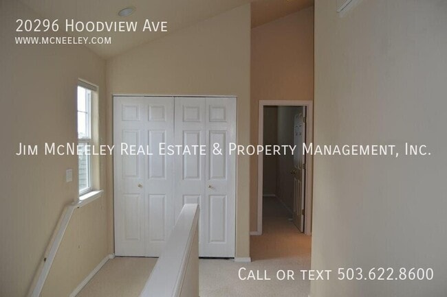 Building Photo - 20296 Hoodview Ave