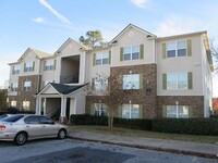 Building Photo - 2201 Waldrop Pl