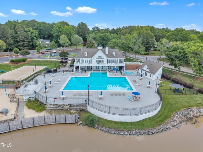 Building Photo - 707 Southshore Pkwy