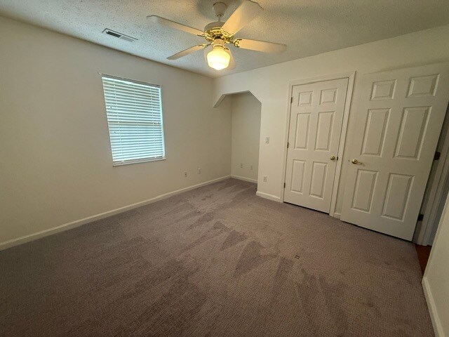 Building Photo - 1740 Country Meadows Dr