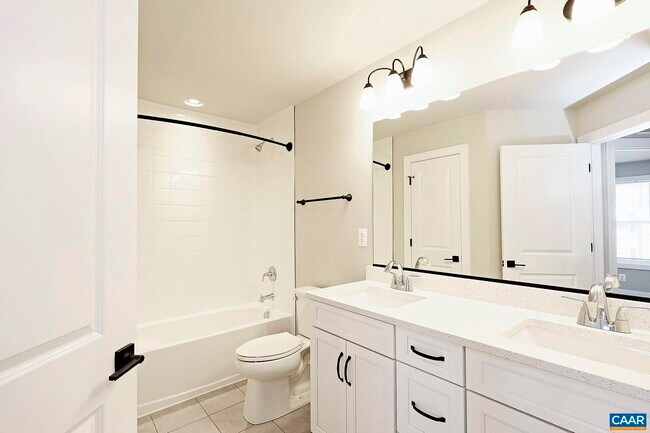 Building Photo - 4012 Talen Ln