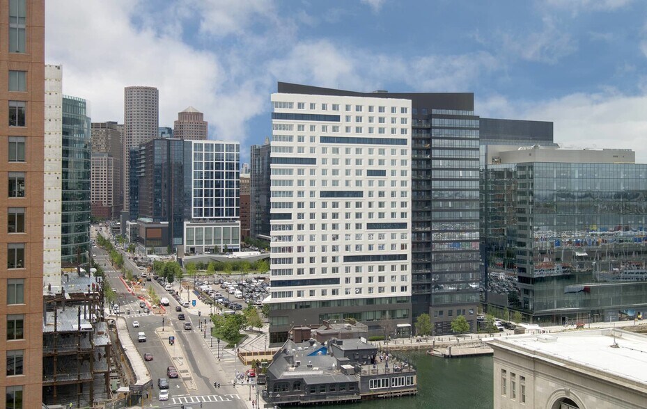 Building Photo - 85 Pier 4 Blvd
