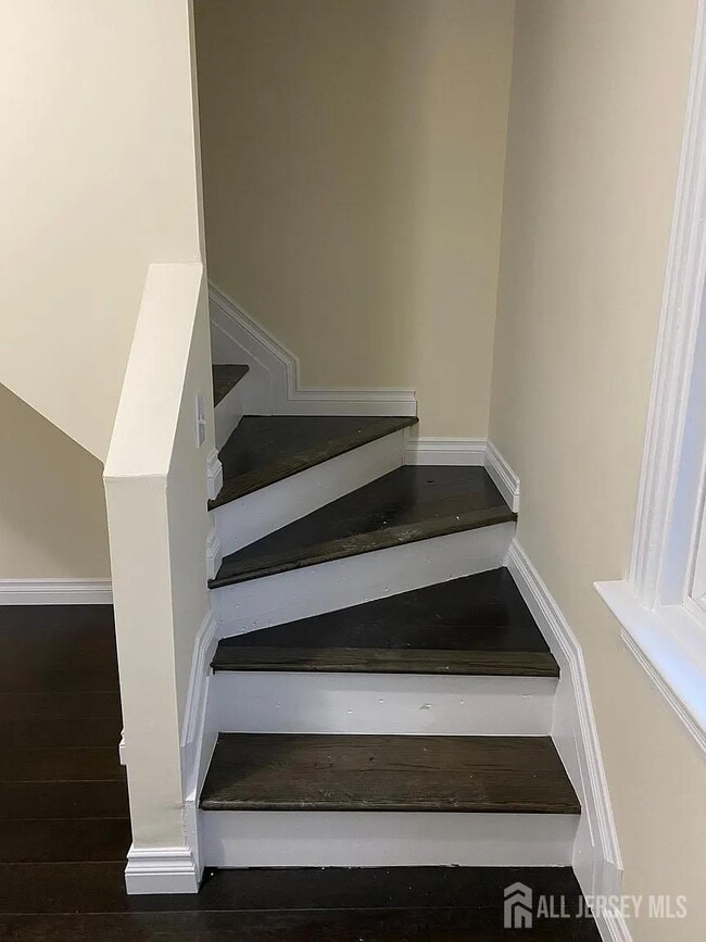 Building Photo - 209 Gatzmer Ave