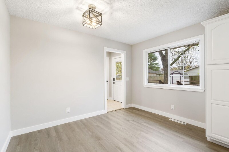 Building Photo - 145 S Allen Ave