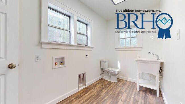 Building Photo - 4118 Holston Dr