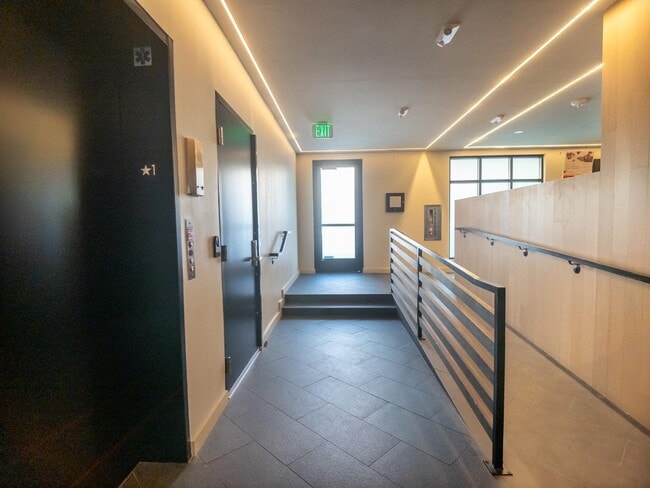 Building Photo - 1201 Sutter St