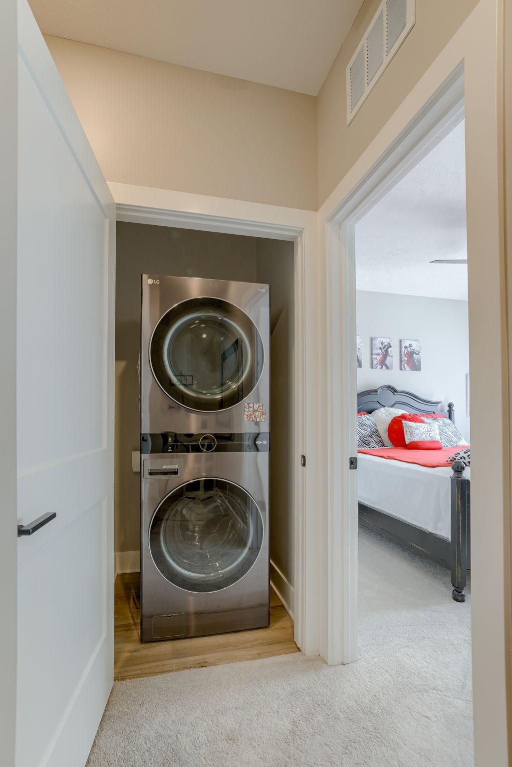 W&D on 3rd Floor - 1903 S 7th St