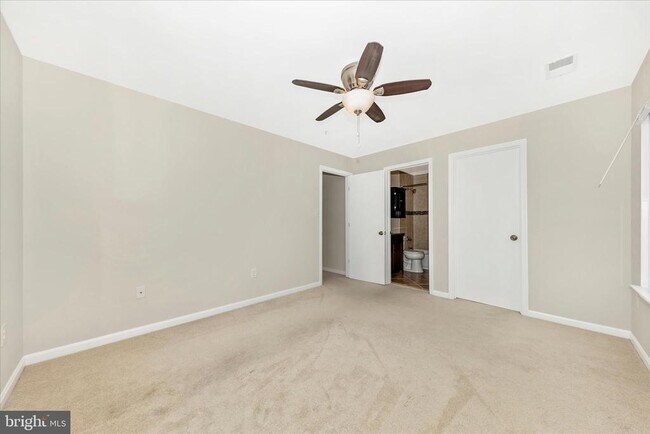 Building Photo - 13205 Cloppers Mill Dr