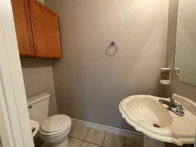 Building Photo - 14828 Single Trce