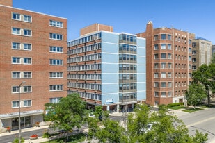 Building Photo - 1420 Chicago