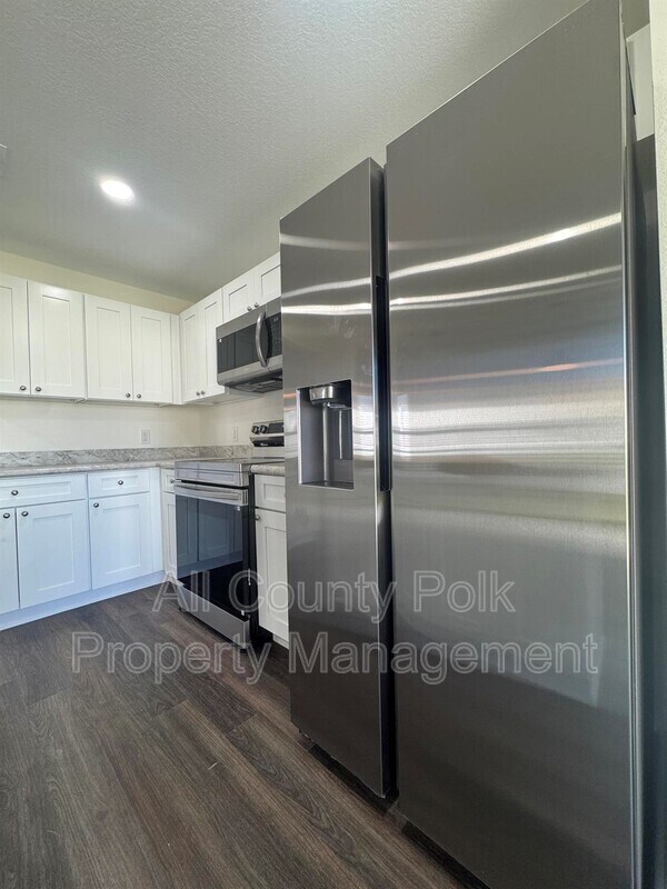 Building Photo - 2505 Brownwood Dr