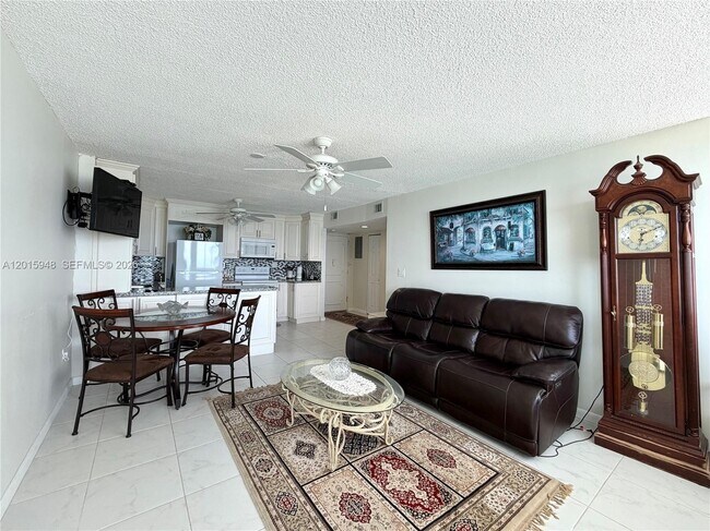 Building Photo - 7135 Collins Ave
