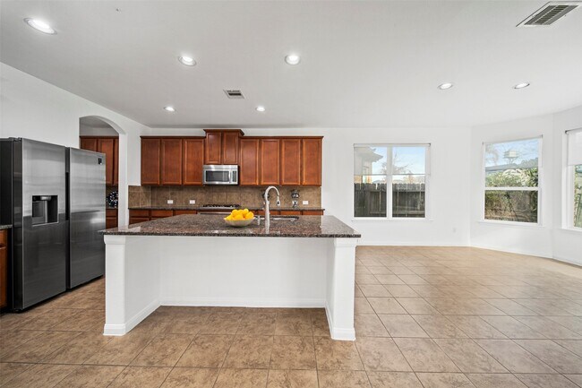 Building Photo - 4663 Rockton Hills Ln