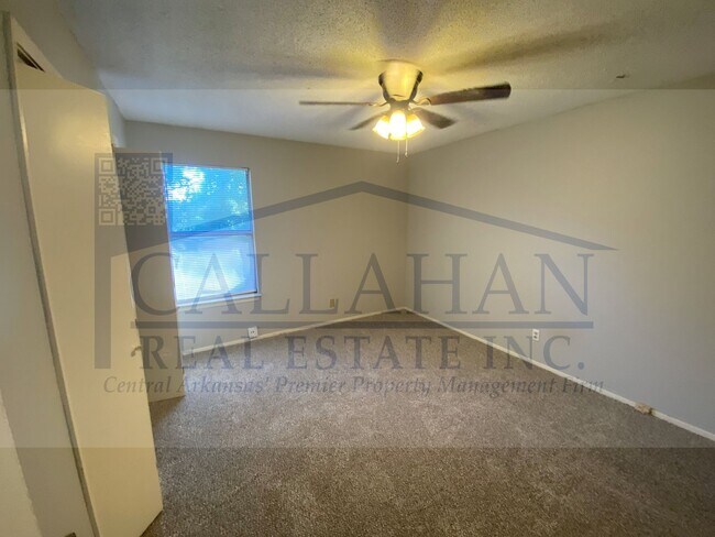 Building Photo - 114 Rimrock Pl