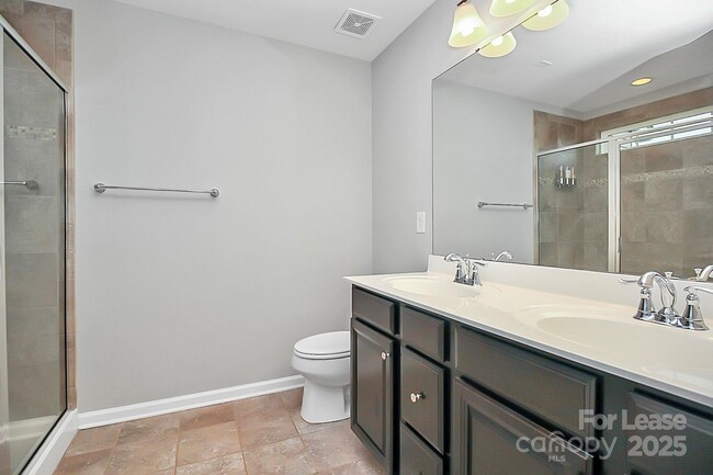 Building Photo - 6826 Colonial Garden Dr