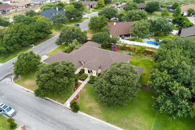 Building Photo - 100 Timber Rock Dr