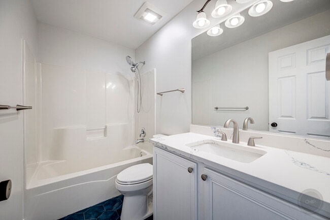 Building Photo - 12948 Parterre Pl