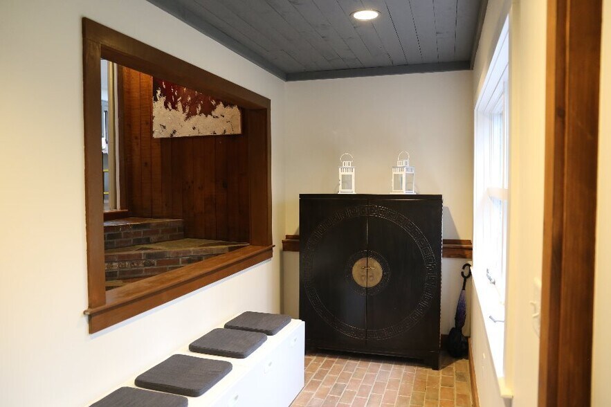 Mudroom going into Family Room - 131 Mill Ln