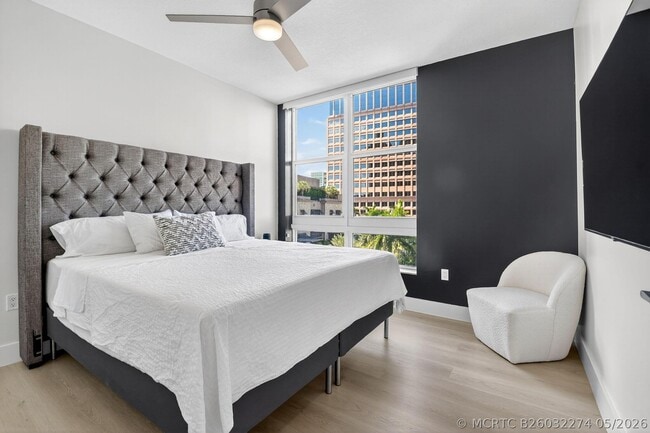 Building Photo - 550 Okeechobee Blvd