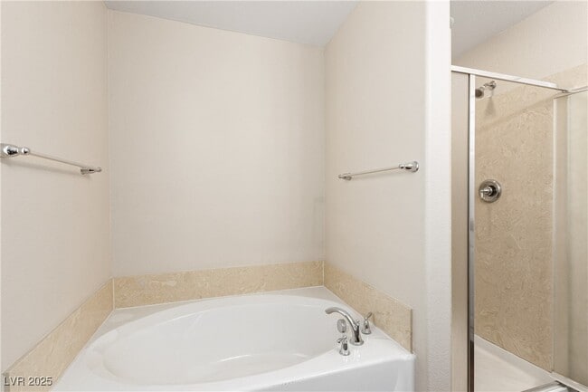 Building Photo - 5492 Mercury Springs Dr
