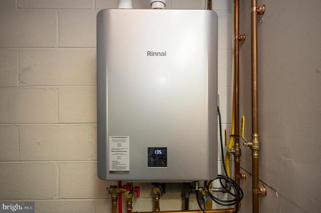 Building Photo - 2376 Generation Dr