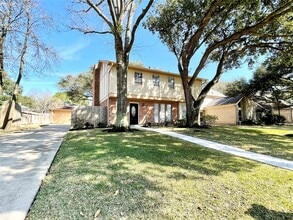 Building Photo - 15006 Elmont Dr