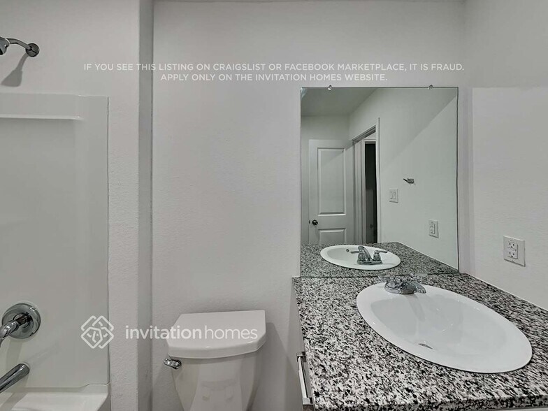 Building Photo - 6558 Runaway Row