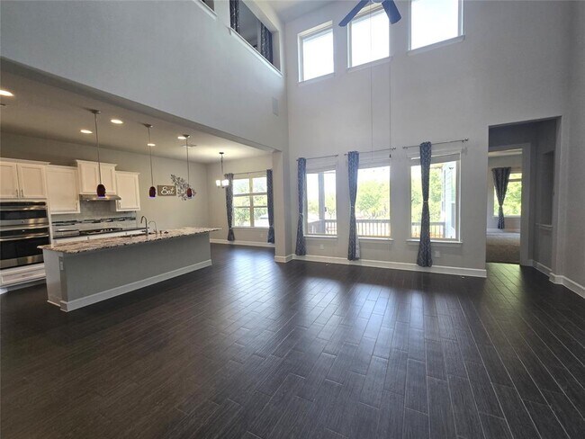 Building Photo - 340 Cross Timbers Dr