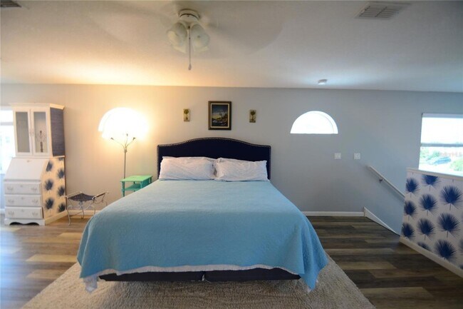 Building Photo - 7094 N Ocean Shore Blvd