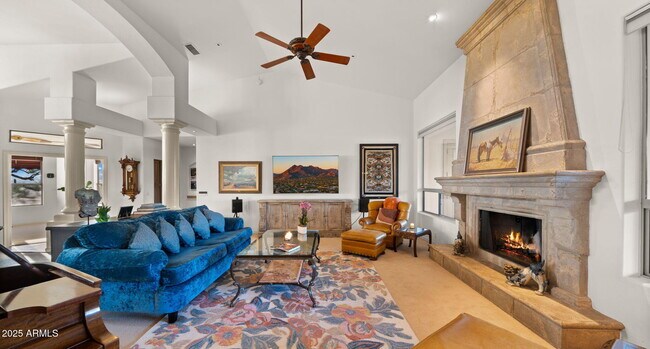 Building Photo - 5910 E Cielo Run S