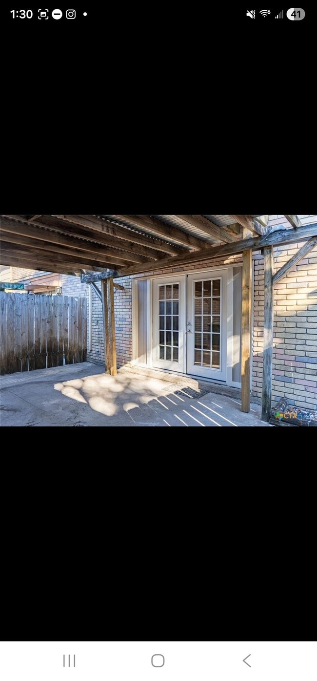 Building Photo - 109 Westwood St