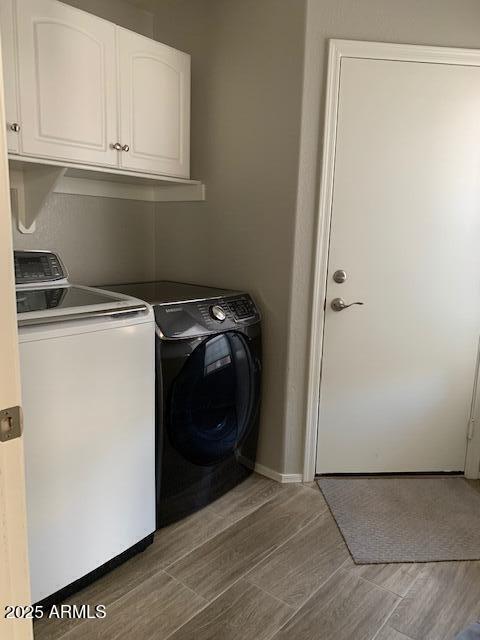 Building Photo - 1373 W Kesler Ln